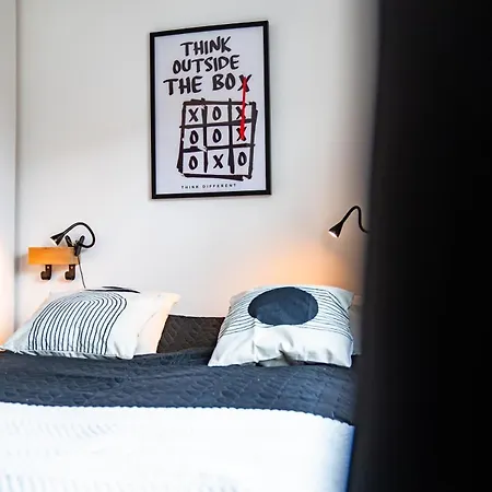 1 Bedroom - Zentral - Business - Wifi - Kueche - Netflix - Parkhaus Apartment *