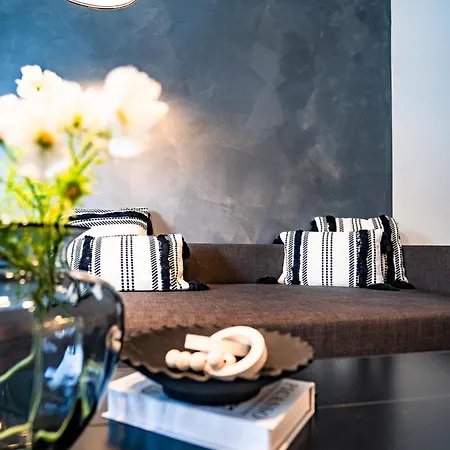 1 Bedroom - Zentral - Business - Wifi - Kueche - Netflix - Parkhaus Lejlighed *